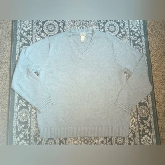 ll Bean Mens V Neck Sweater XL Gray Cotton Heavy Knit Normcore Preppy Outdoor - Picture 1 of 7